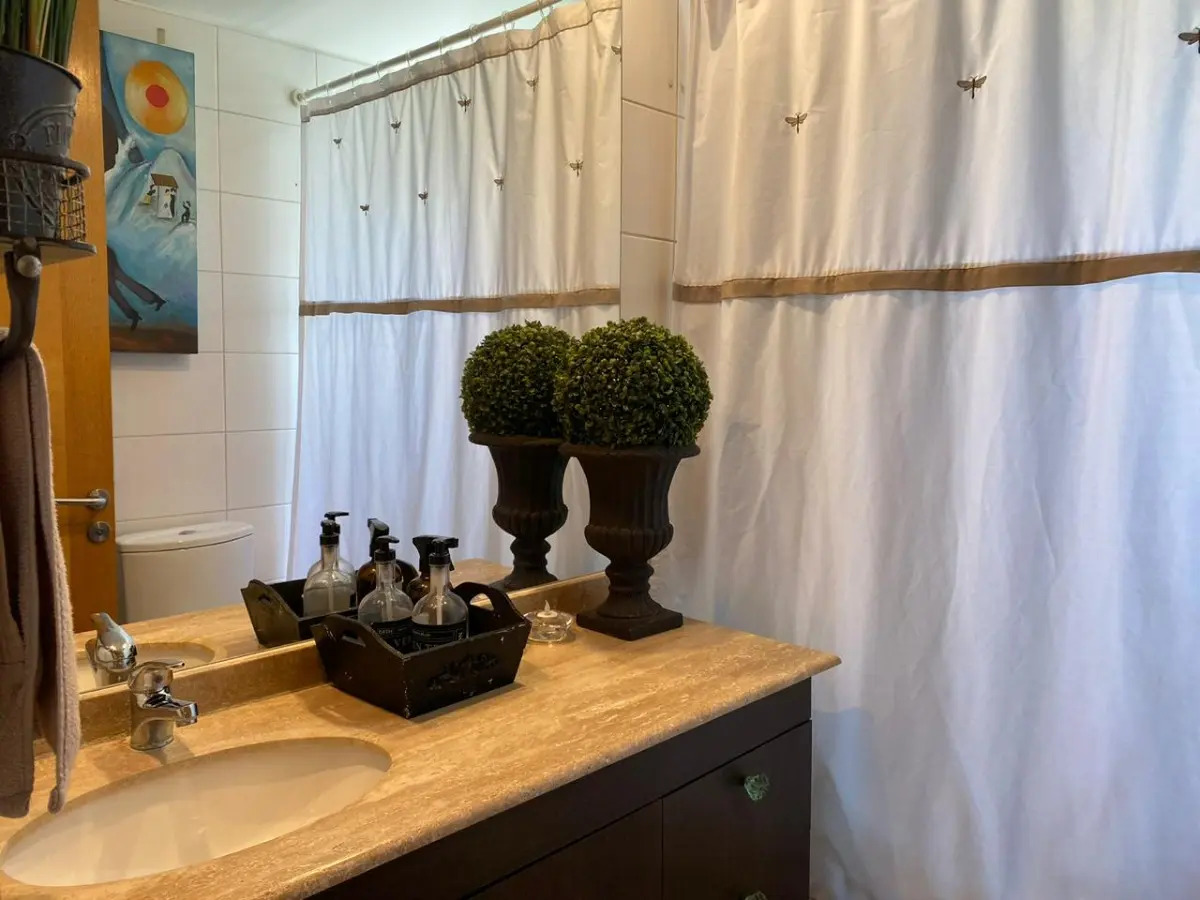 Arriendo Casa O 3D en suite Walk-in cl&oacute;set 3B 3E Los Dominicos - Las Condes