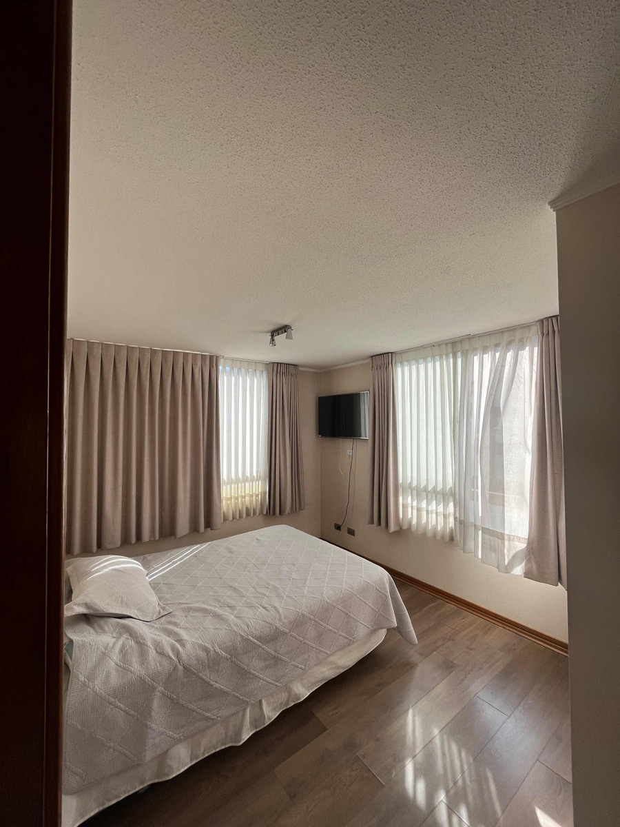 Arriendo Departamento 2D Metro Hernando de Magallanes - Las Condes