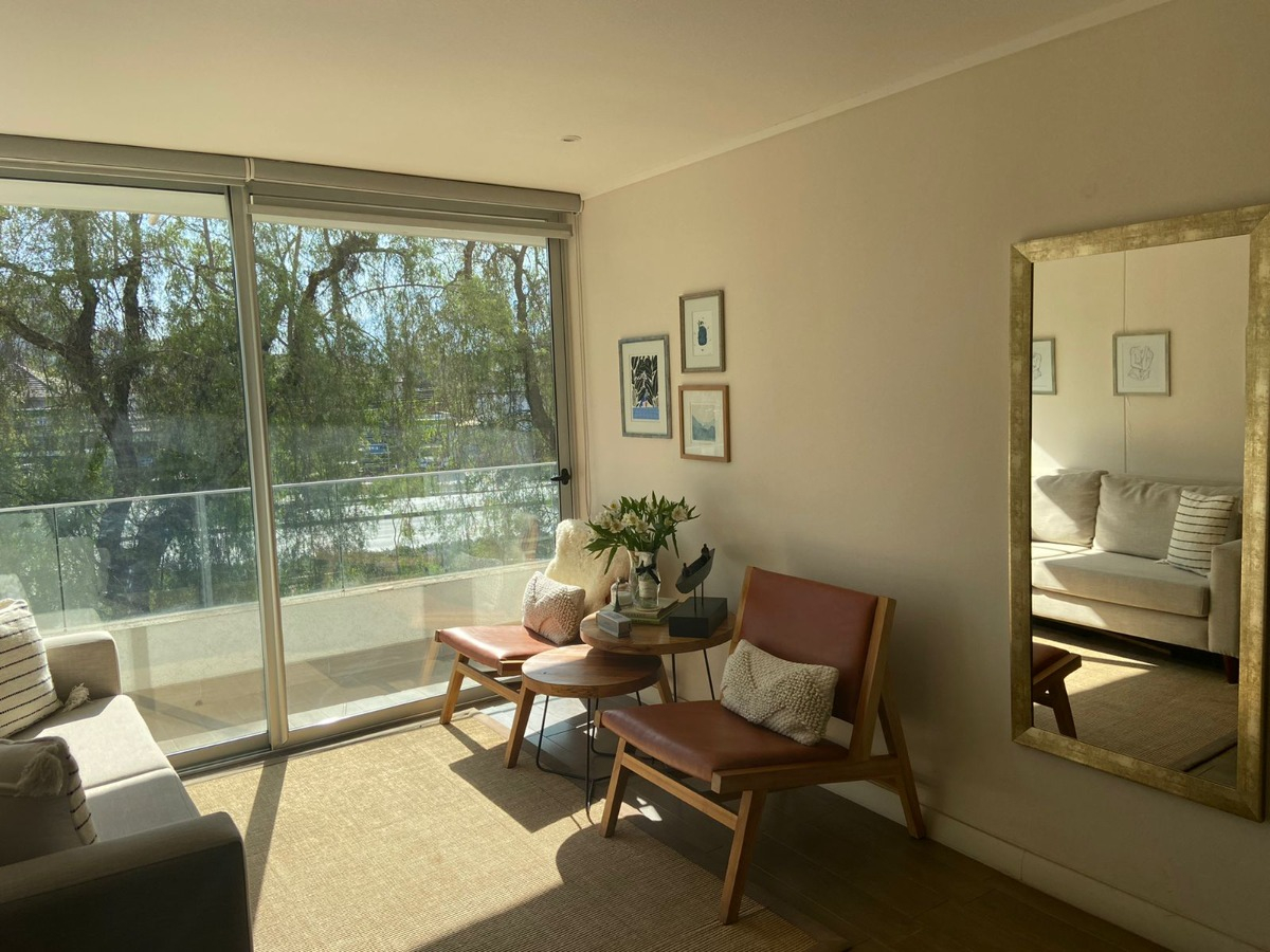 Arriendo Departamento 2D Metro Hernando de Magallanes - Las Condes