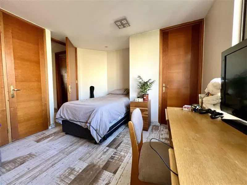 Venta Departamento SO 4D en suite Walk-in cl&oacute;set 5B 3E 1B Villa El Dorado - Vitacura