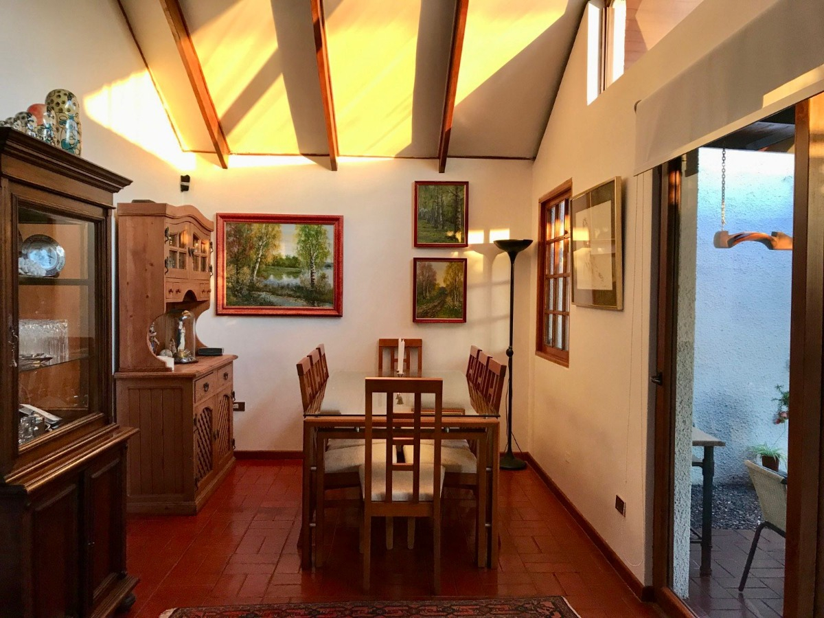 Venta Casa NOSP 4D 4B 3E 1B Rotonda Atenas - Las Condes