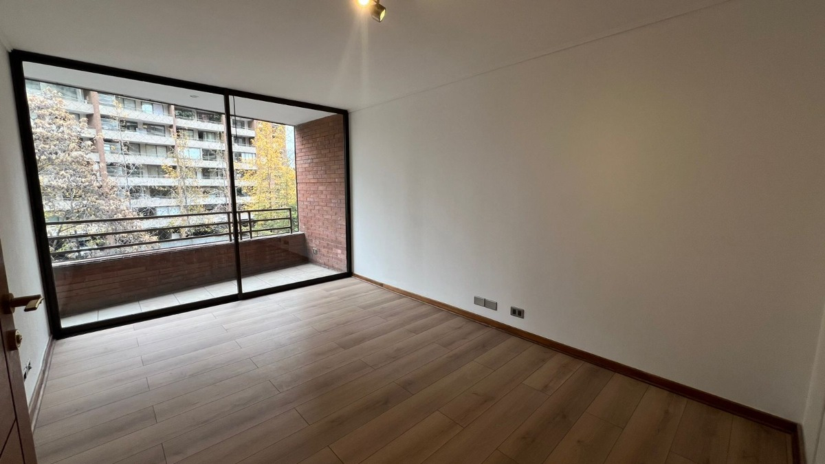 Arriendo Departamento SP 3D en suite 2B 2E 1B Barrio El Golf - Las Condes