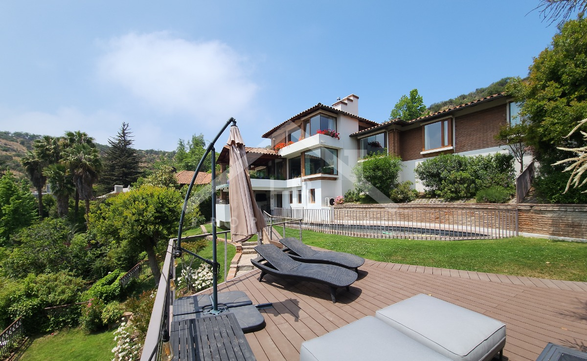 Venta Casa 5D en suite Walk-in cl&oacute;set 5B 3E 2B La Dehesa - Lo Barnechea