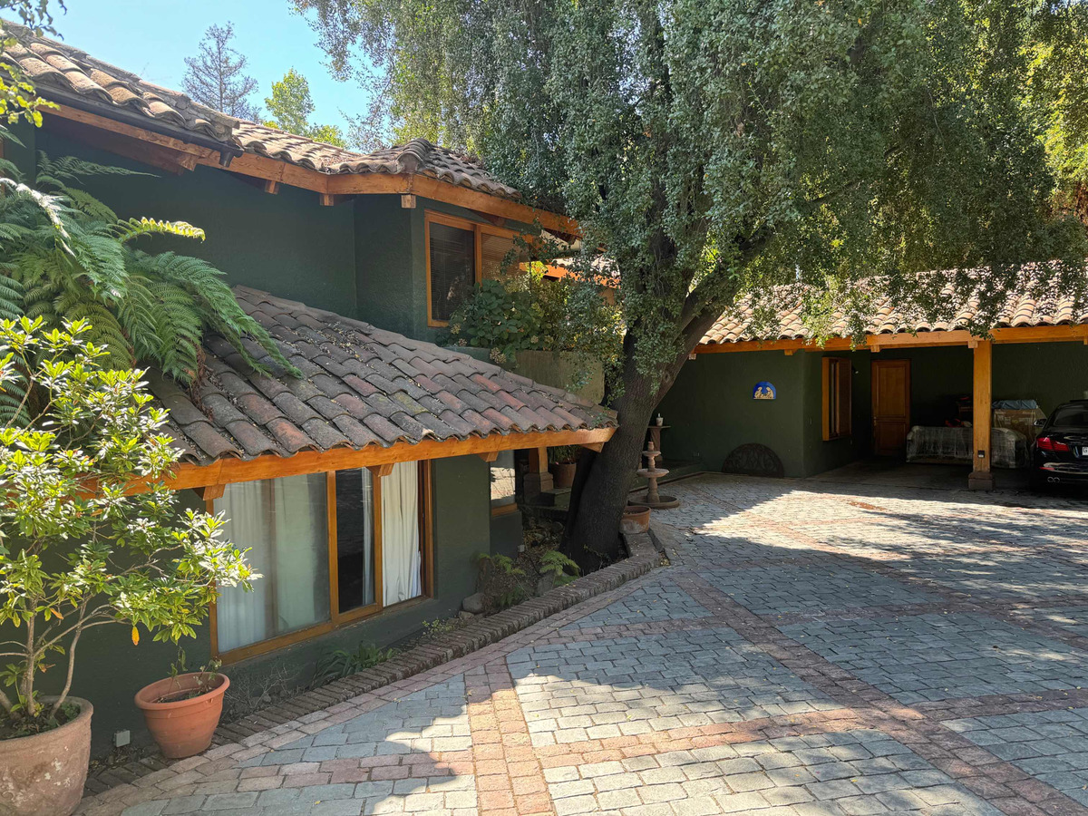 Venta Casa 5D 4B 7E El Huinganal - Lo Barnechea