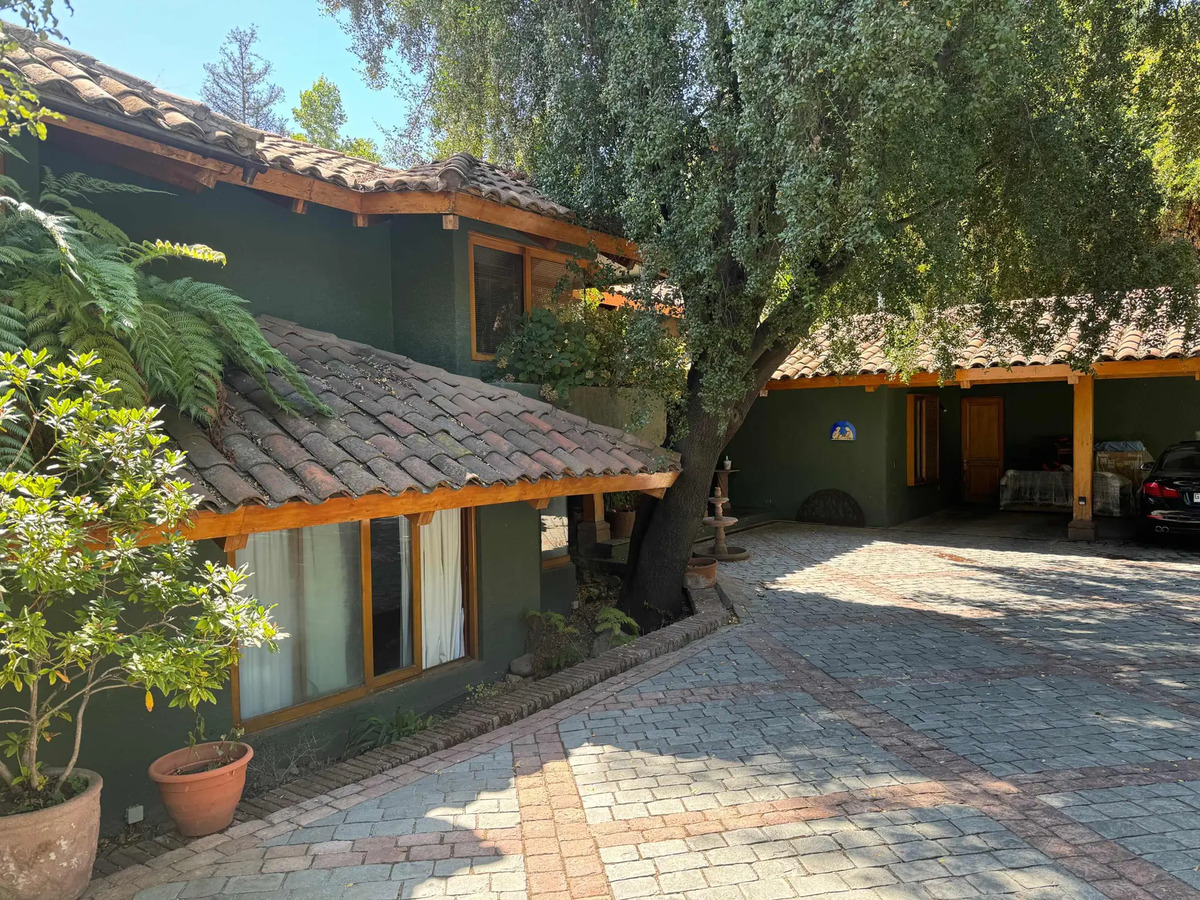 Venta Casa 5D 4B 7E El Huinganal - Lo Barnechea