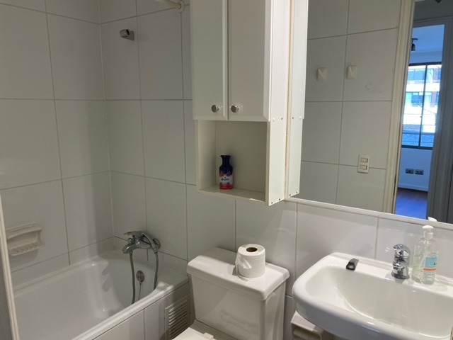 Arriendo Departamento SP 2D en suite Walk-in cl&oacute;set 2B 1E 1B Barrio El Golf - Las Condes