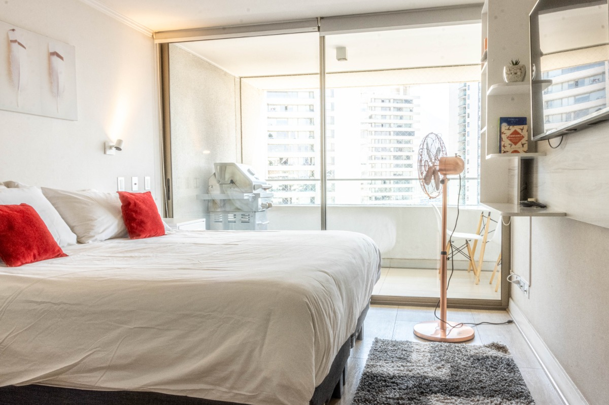 Arriendo Departamento 2D Parque Arauco - Las Condes