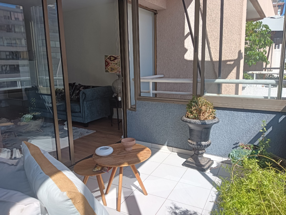 Arriendo Departamento NO 4D en suite Walk-in cl&oacute;set 3B 1E 1B Metro Escuela Militar - Las Condes