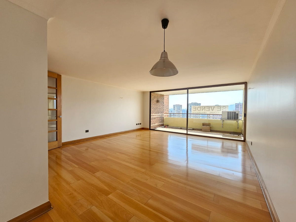 Venta Departamento NP 4D en suite Walk-in cl&oacute;set 3B 2E 1B Metro Escuela Militar - Las Condes