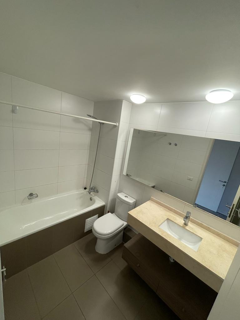 Arriendo Departamento NO 3D en suite Walk-in cl&oacute;set 3B 2E 1B San Carlos de Apoquindo - Las Condes