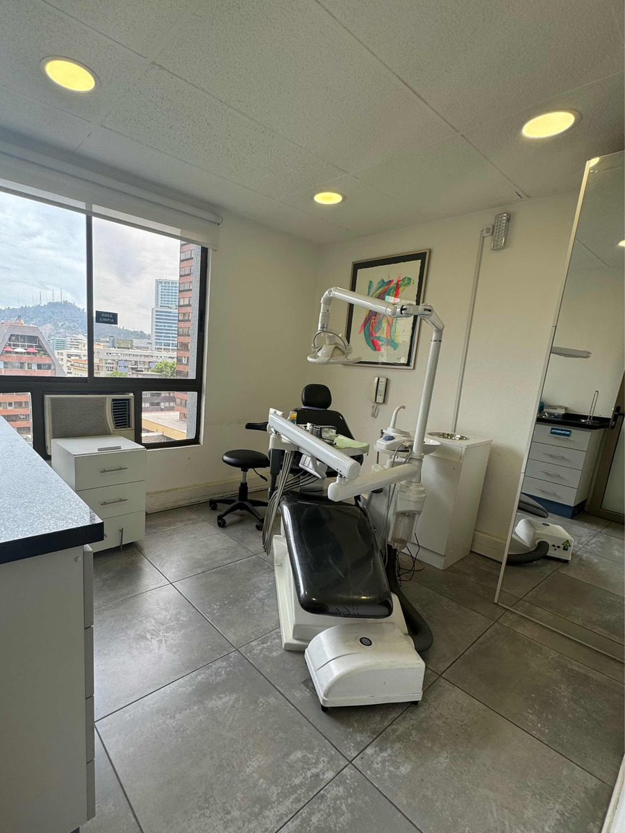 Venta Oficina 2B Metro Tobalaba - Mall Costanera - Providencia