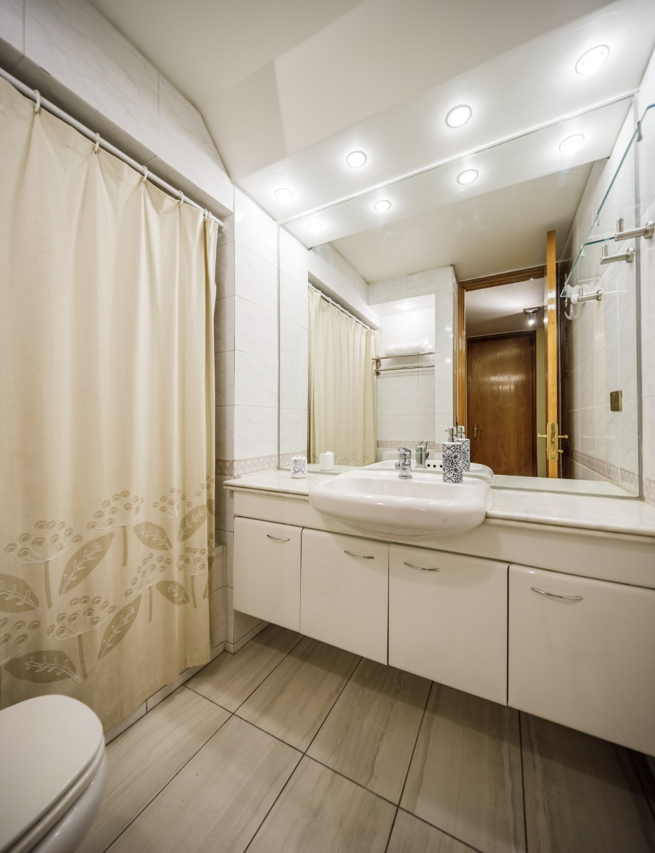 Venta Departamento O 5D en suite Walk-in cl&oacute;set 4B 2E 1B Vaticano - Las Condes