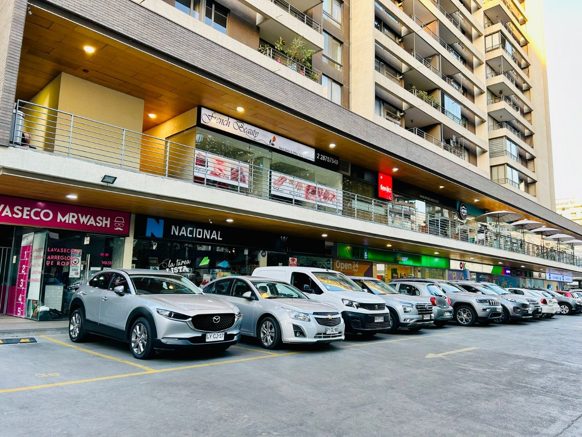 Venta Departamento 2D en suite Walk-in cl&oacute;set 2B 1E 1B Rotonda Atenas - Las Condes