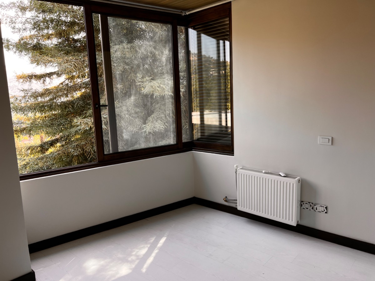 Venta Casa NO 4D 6B 3E 2B La Dehesa - Lo Barnechea