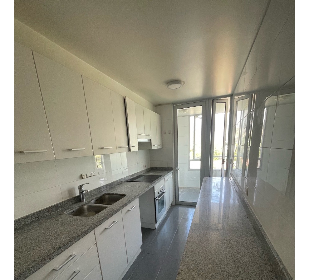 Arriendo Departamento O 2D en suite Walk-in cl&oacute;set 2B 1E 1B Plaza San Enrique - Lo Barnechea