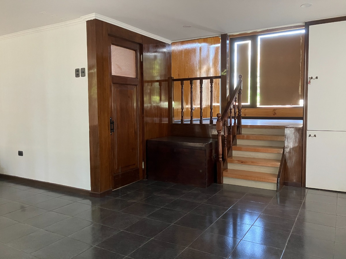 Arriendo Casa 4D en suite 3B 1E 1B Pepe Vila - La Reina