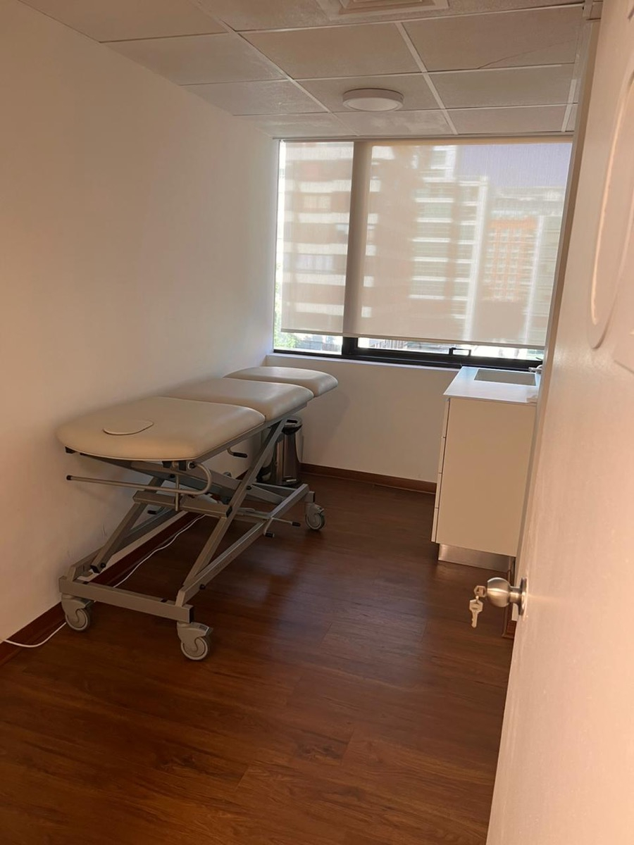 Arriendo Oficina 2B 3E 1B Barrio El Golf - Las Condes