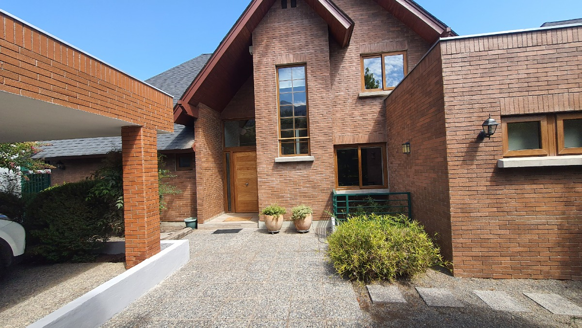 Arriendo Casa 5D San Carlos de Apoquindo - Las Condes