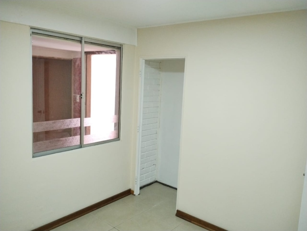 Venta Casa O 4D 4B 5E 1B Rotonda Atenas - Las Condes
