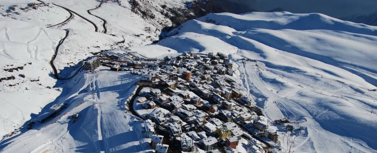 Venta Casa 4D en suite Walk-in cl&oacute;set 3B 2E 1B Centros Invernales - Lo Barnechea