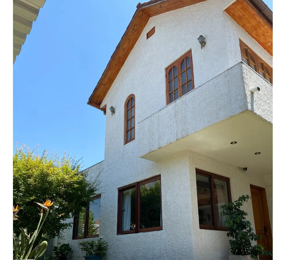 Venta Casa NOSP 4D en suite Walk-in cl&oacute;set 3B 2E 2B Estadio Croata - Vitacura