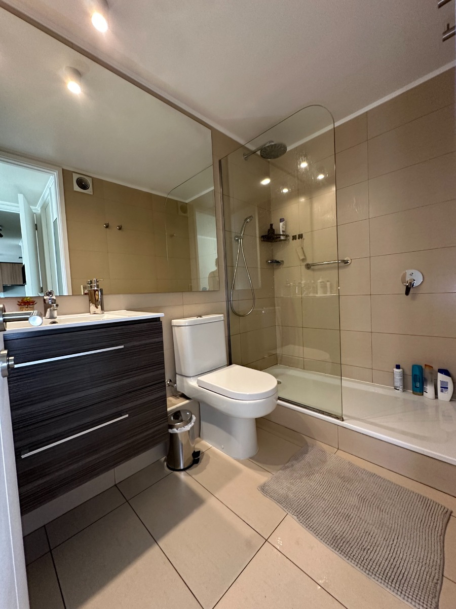 Arriendo Departamento 2D en suite Walk-in cl&oacute;set 2B 1E 1B Los Dominicos - Las Condes