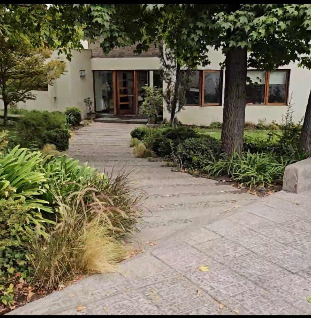 Venta Casa NO 7D en suite Walk-in cl&oacute;set 5B 4E 1B Los Dominicos - Las Condes