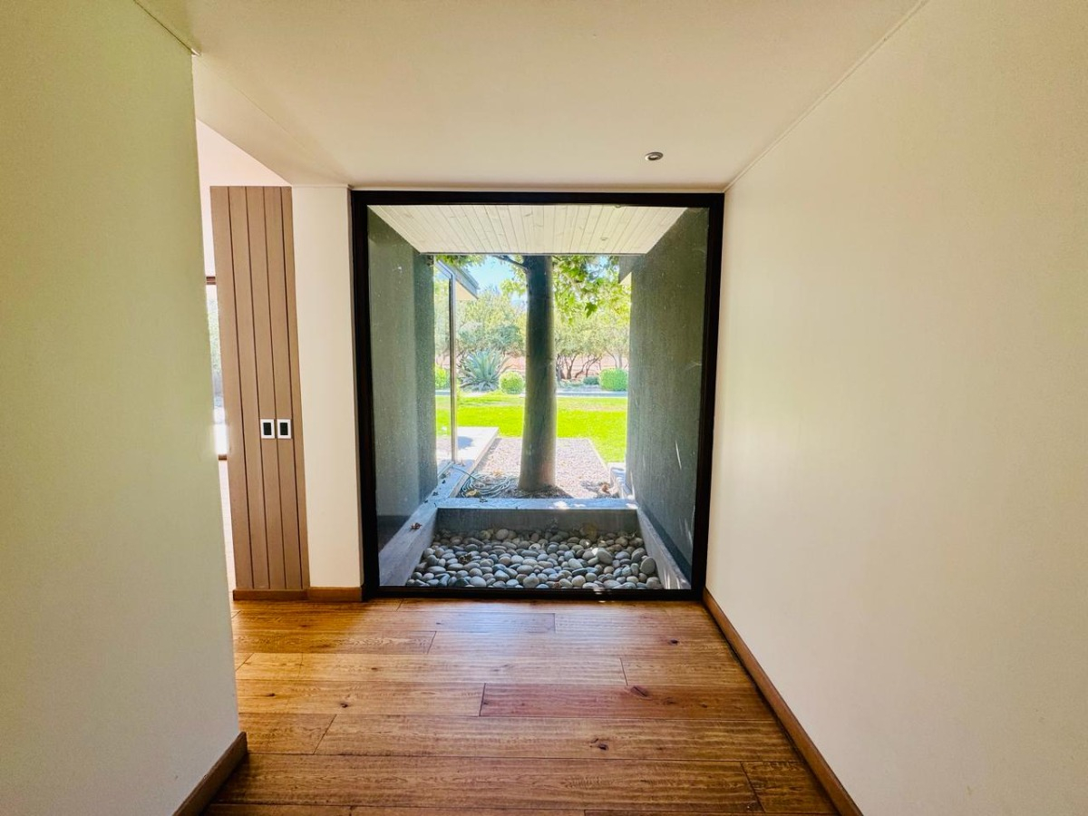 Venta Casa NO 5D en suite Walk-in cl&oacute;set 5B 6E 1B Chicureo - Colina