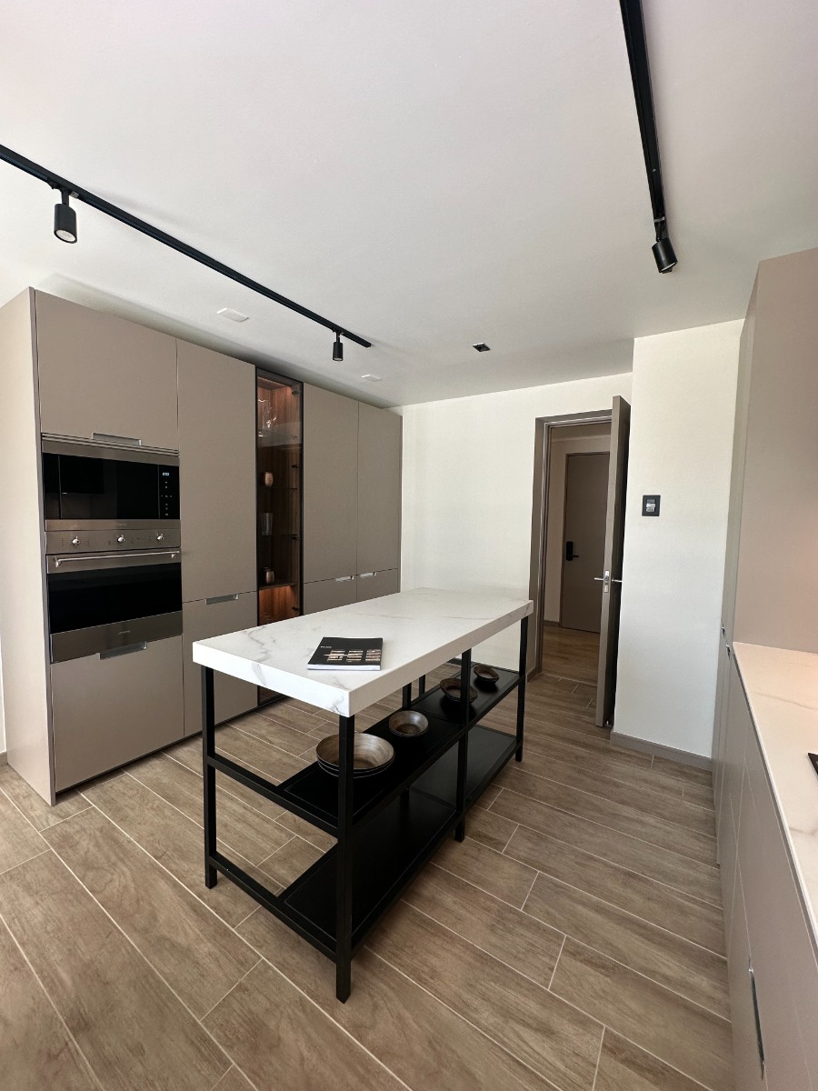 Venta Departamento SO 3D 3B 2E 1B Barrio El Golf - Las Condes