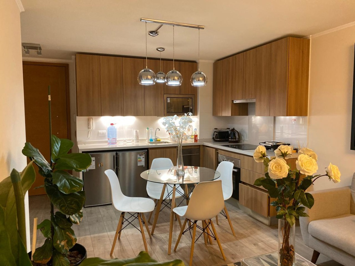 Arriendo Departamento SO 2D en suite Walk-in cl&oacute;set 2B 1E Los Dominicos - Las Condes