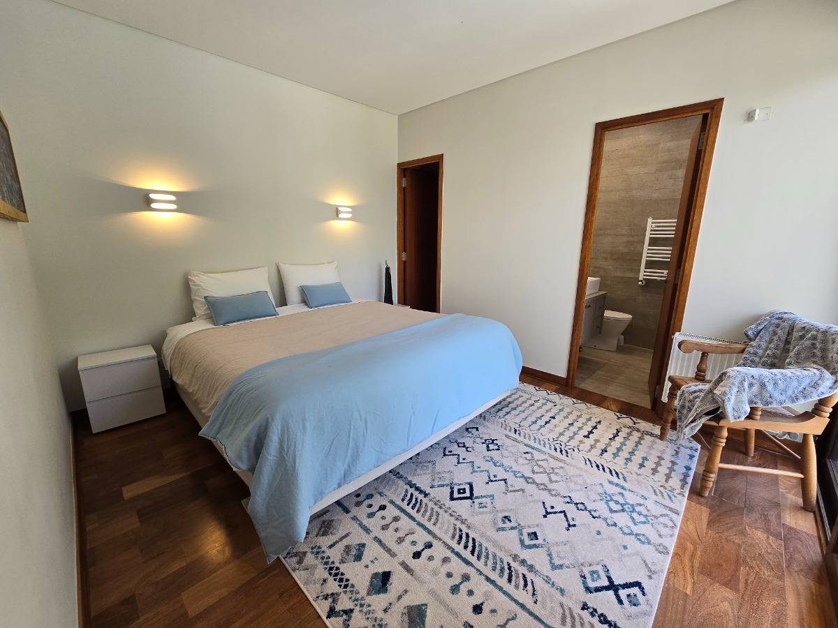 Venta Casa SO 5D en suite Walk-in cl&oacute;set 5B 2E 2B El Array&aacute;n - Lo Barnechea