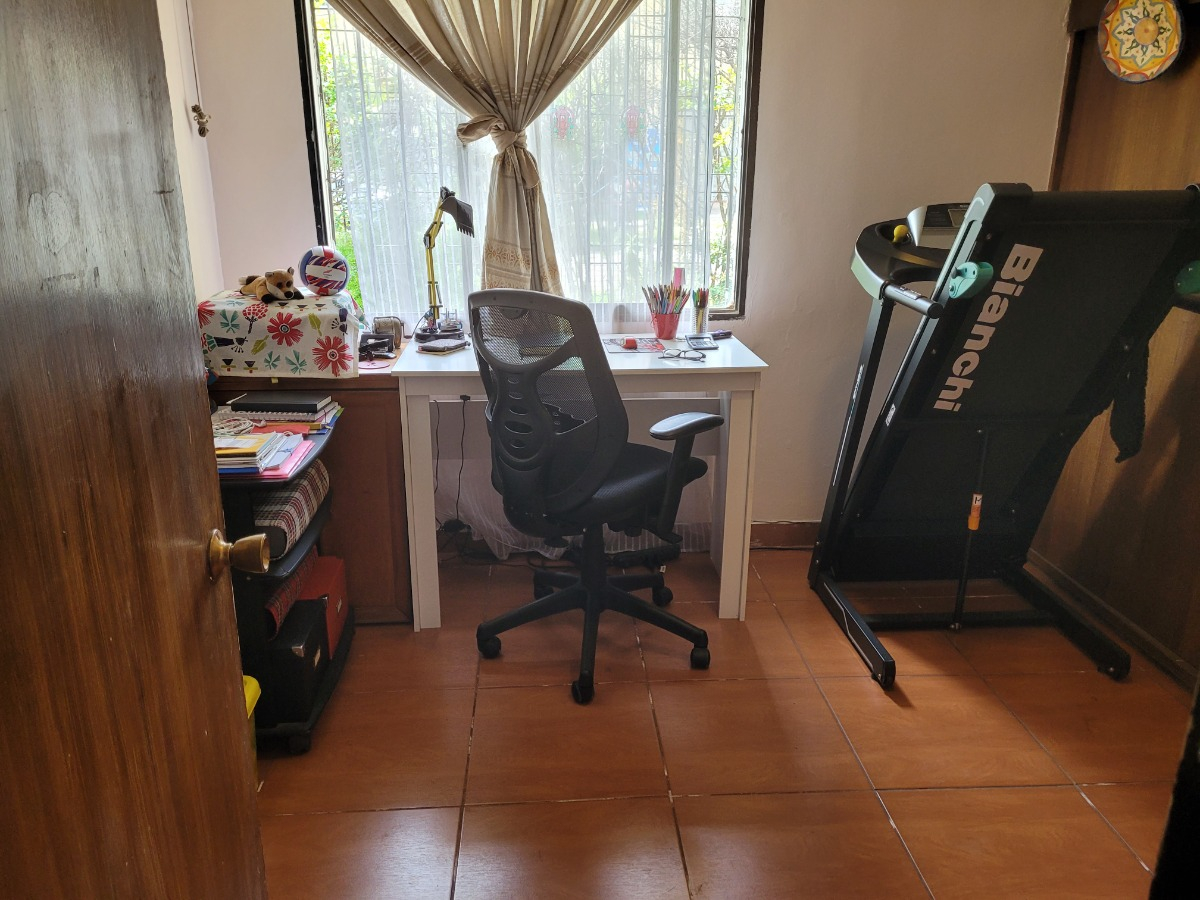 Venta Casa NO 3D 2B 2E 1B Metro Sim&oacute;n Bolivar - La Reina