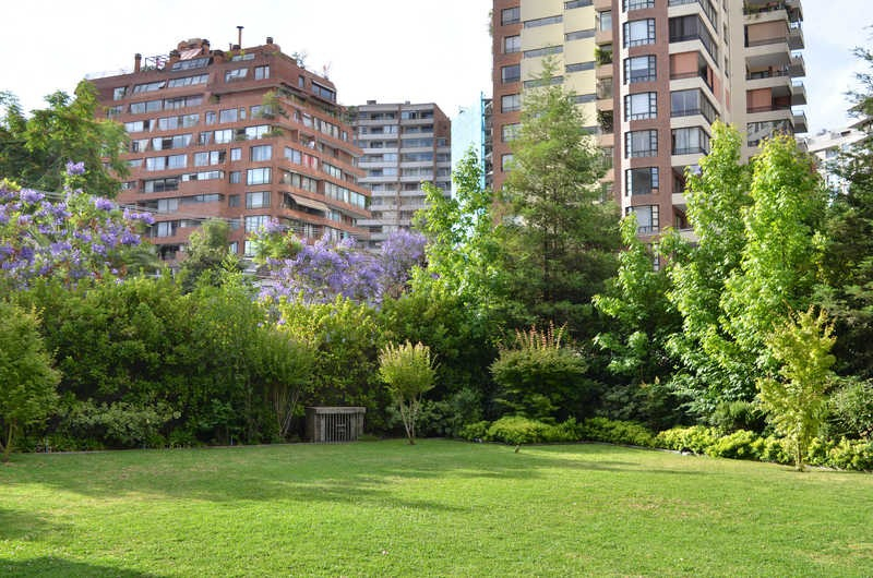 Venta Departamento 4D Barrio El Golf - Las Condes