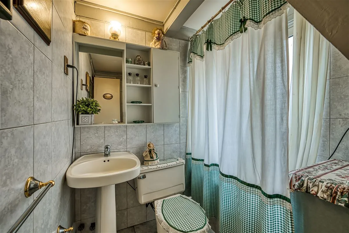 Venta Casa de madera 5D 4B El Array&aacute;n - Lo Barnechea