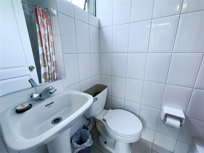 Venta Casa Sur 3D en suite Walk-in cl&oacute;set 3B 2E 1B La Dehesa - Lo Barnechea