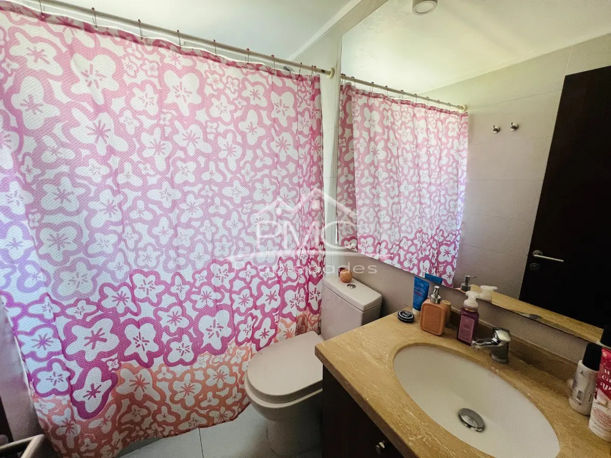 Venta Departamento SP 3D en suite Walk-in cl&oacute;set 3B 3E 1B Campus Oriente - Providencia