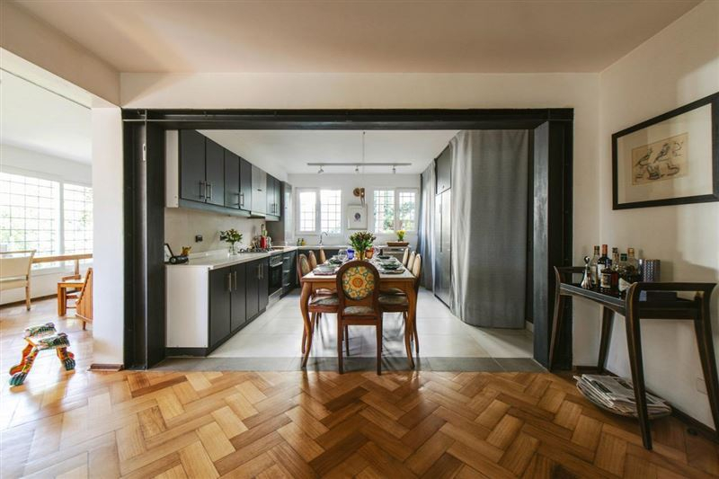 Venta Casa Oriente 1D 2B 2E Barrio El Golf - Las Condes