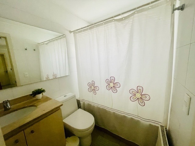 Venta Casa NP 5D en suite Walk-in cl&oacute;set 5B 2E 1B Chicureo - Colina