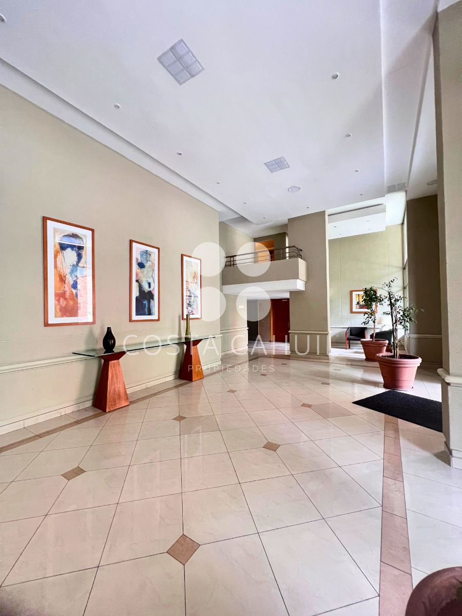 Arriendo Departamento S 1D en suite 1B 1E Centro Financiero - Las Condes