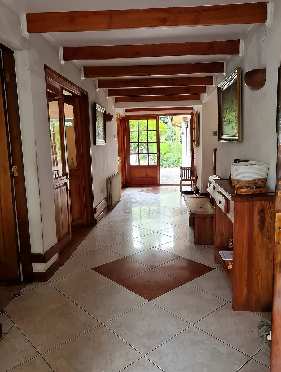 Venta Casa 6D 4B 5E Carlos Ossand&oacute;n - La Reina