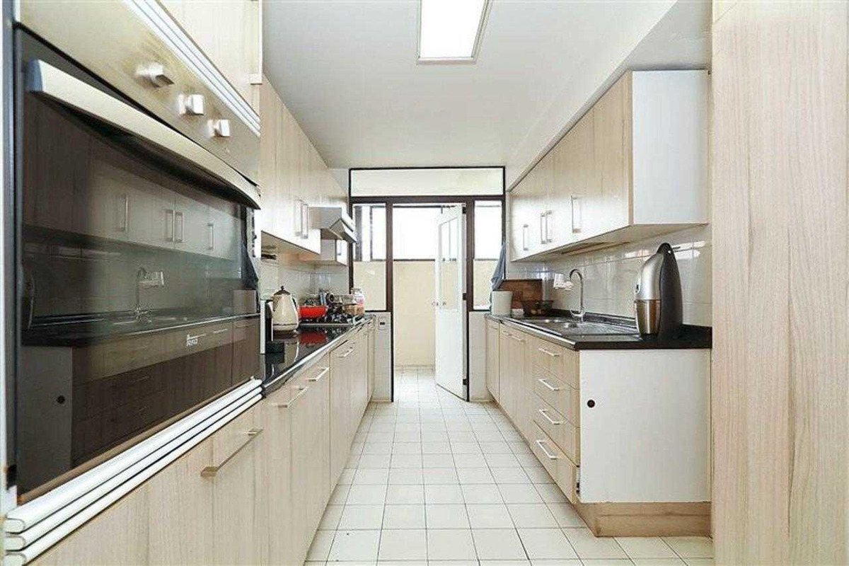 Venta Departamento N 4D en suite Walk-in cl&oacute;set 4B 2E 1B Barrio El Golf - Las Condes