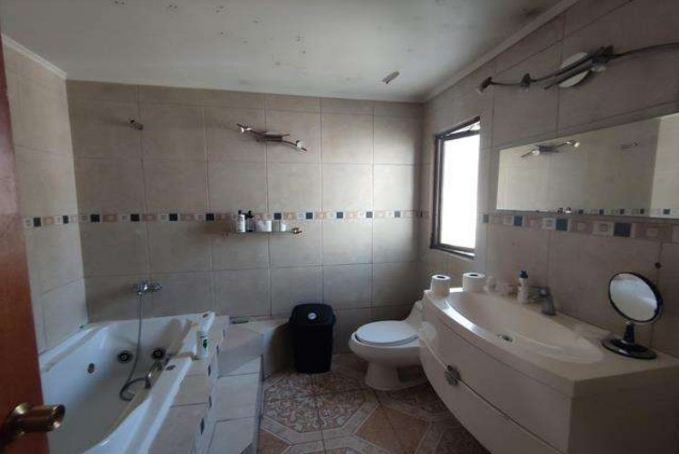 Arriendo Casa 7D en suite 4B 4E 1B Metro Bilbao - Providencia