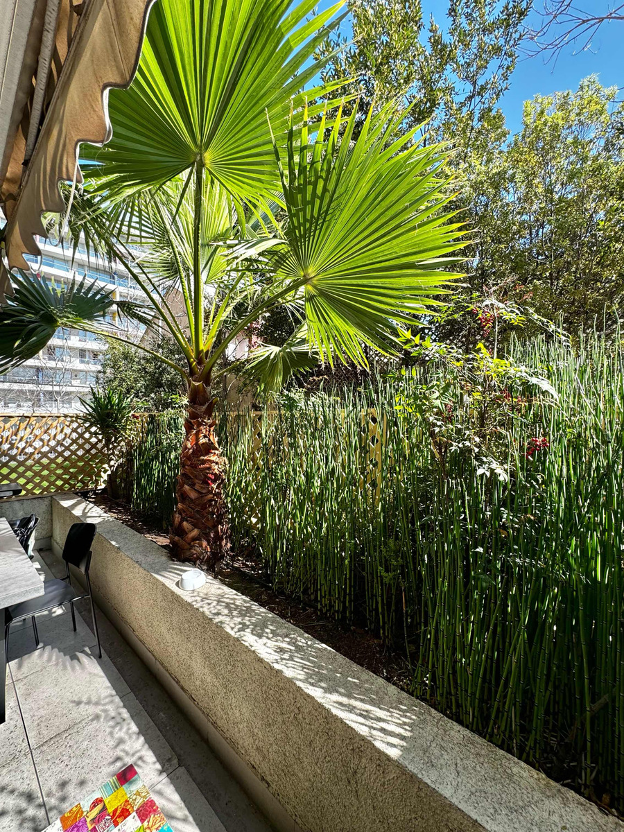 Venta Departamento N 2D en suite Walk-in cl&oacute;set 2B 1E 1B Metro Hernando de Magallanes - Las Condes