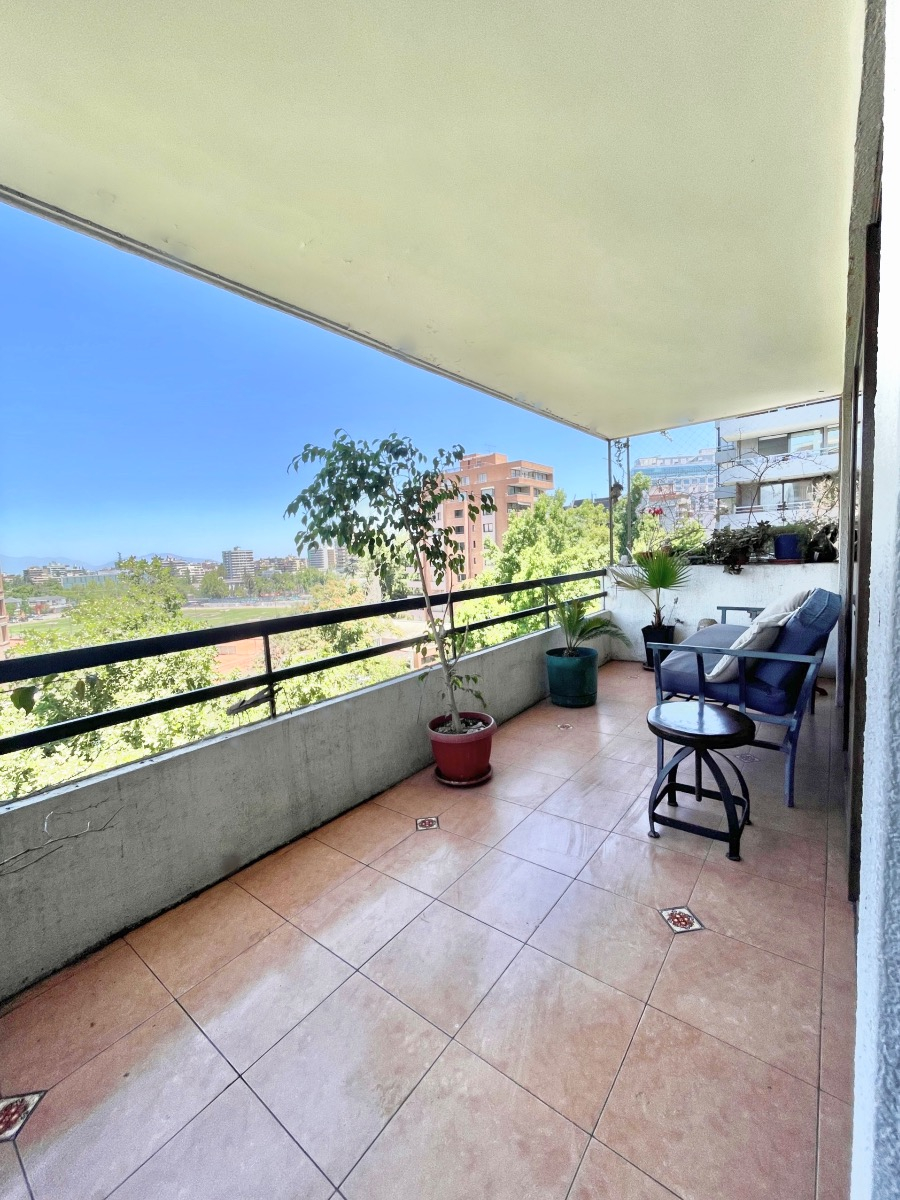 Arriendo Departamento NOSP 4D en suite Walk-in cl&oacute;set 3B 2E 1B Barrio El Golf - Las Condes