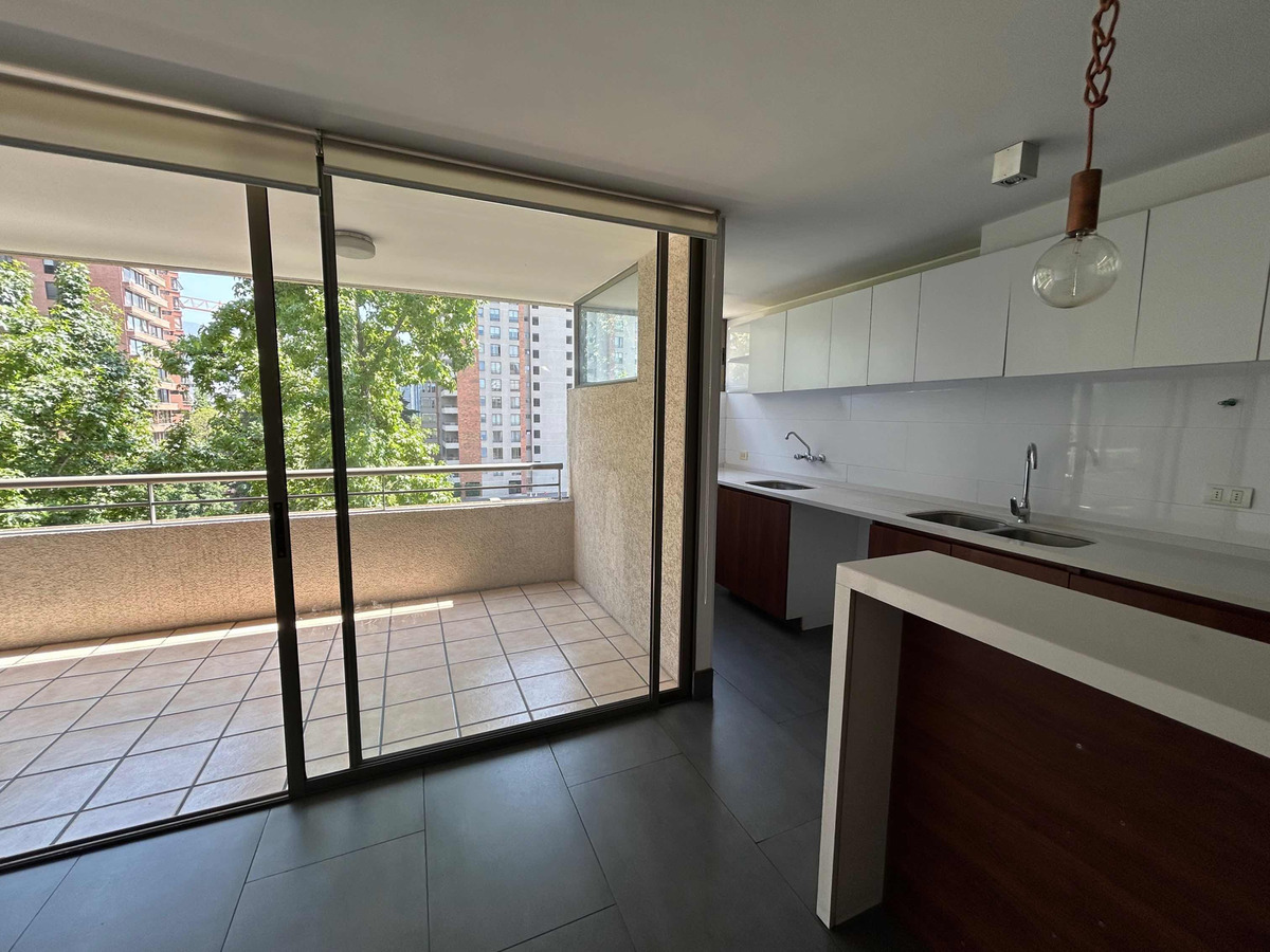 Arriendo Departamento 2D Alto Las Condes - Las Condes