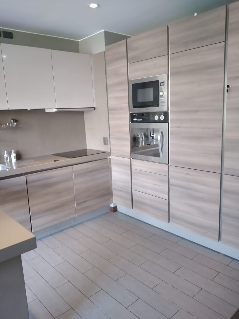 Arriendo Departamento 1D 2B 1E 1B Barrio El Golf - Las Condes