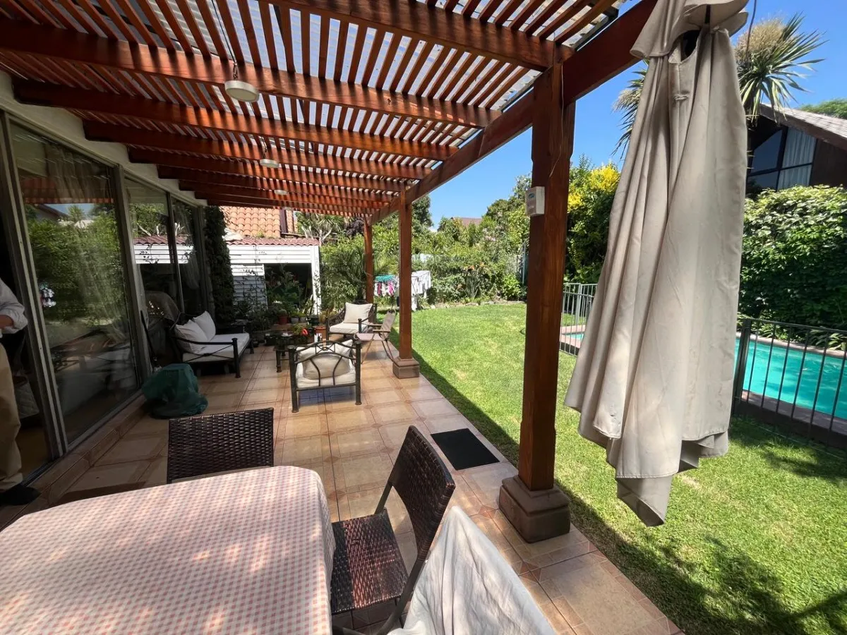 Venta Casa NOSP 4D Suite 3B 3E 1Bd La Llaver&iacute;a - Vitacura