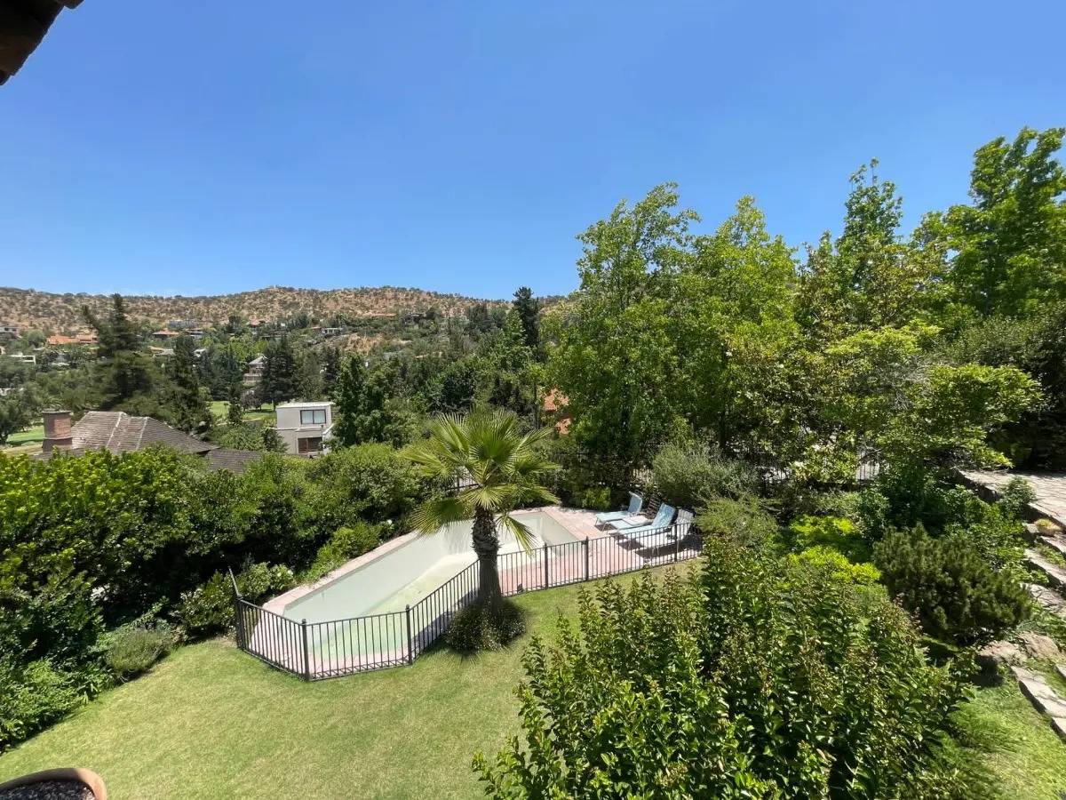 Venta Casa 7D en suite Walk-in cl&oacute;set 4B 6E 2B La Dehesa - Lo Barnechea