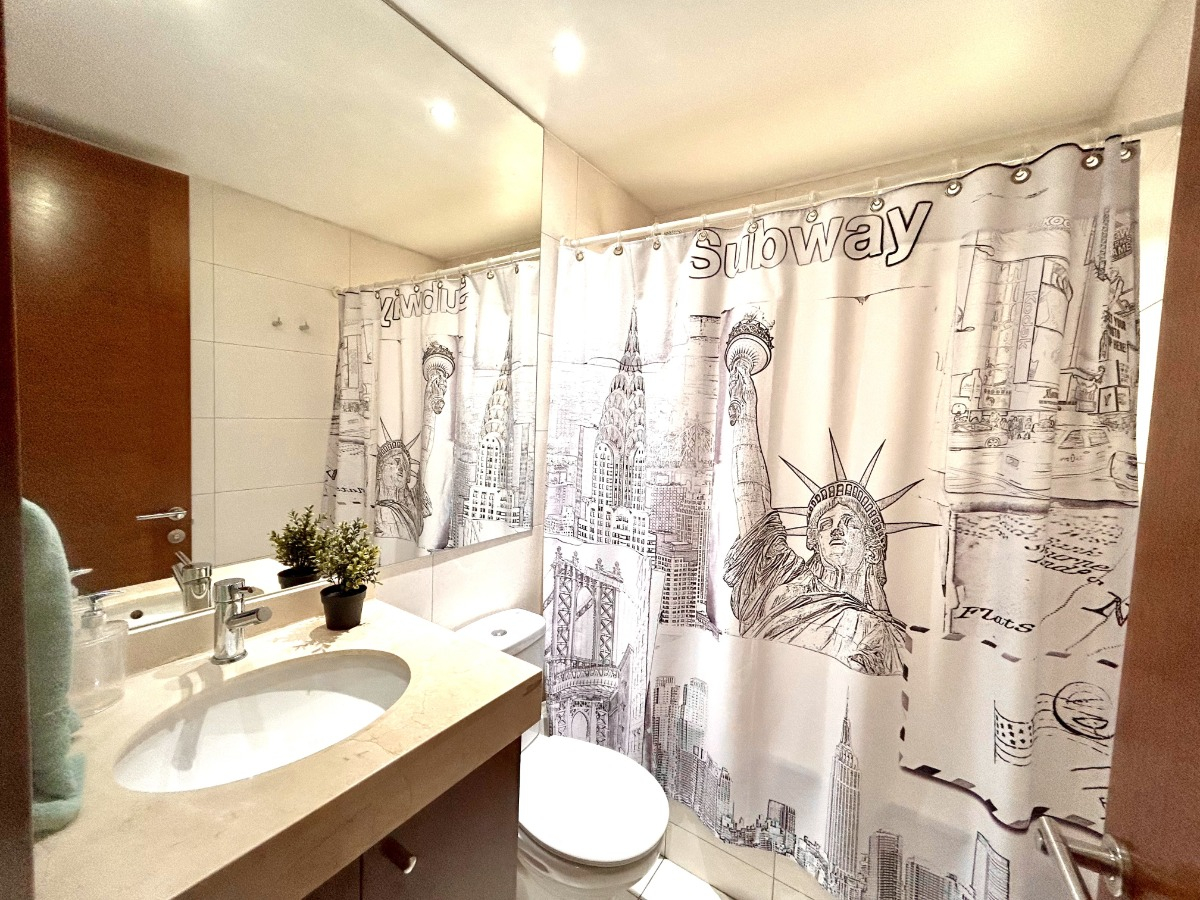 Arriendo Departamento SO 4D en suite Walk-in cl&oacute;set 4B 2E 1B Barrio El Golf - Las Condes