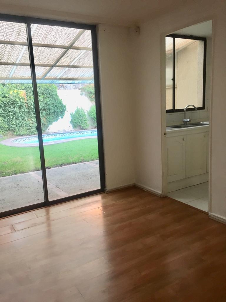 Arriendo Casa NO 4D en suite Walk-in cl&oacute;set 3B 2E San Carlos de Apoquindo - Las Condes
